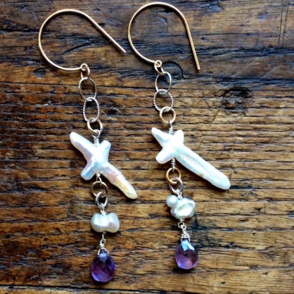 NEW- Mara's Dangle Drop Earrings
